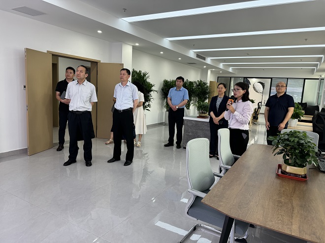 0406062 - 副本.jpg 0406062 - 副本.jpg